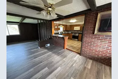 1210 W Park Rd, Worth Township, PA 16057 - Photo 8