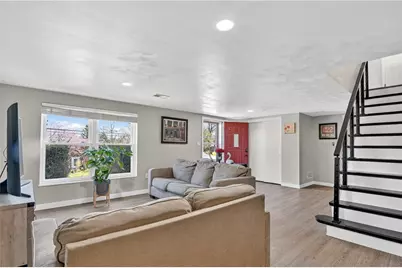 6038 Dalmation Dr, Bethel Park, PA 15102 - Photo 8