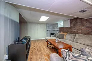 4 Camera Pl, Pittsburgh, PA 15235 - Photo 14