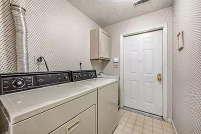 8 Stone Ridge Blvd., Hermitage, PA 16148 - Photo 24