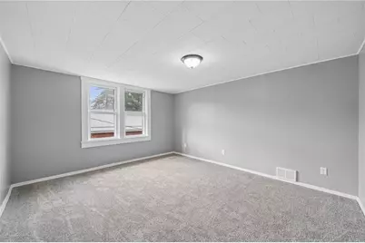 526 Butler Rd, East Franklin Township, PA 16201 - Photo 4