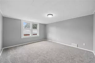 526 Butler Rd, East Franklin Township, PA 16201 - Photo 4