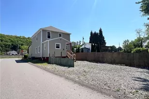 30 1st St, Leetsdale, PA 15056 - Photo 8