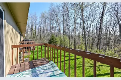 623 Sunset Cir, Cranberry Township, PA 16066 - Photo 6