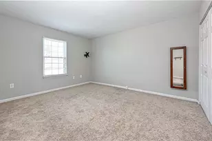 623 Sunset Cir, Cranberry Township, PA 16066 - Photo 10