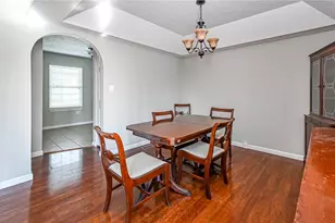 623 Sunset Cir, Cranberry Township, PA 16066 - Photo 4