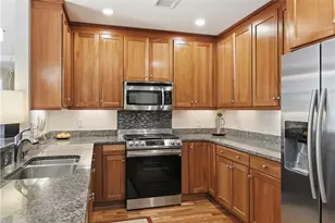 1220 Crescent Pl, Pittsburgh, PA 15217 - Photo 12