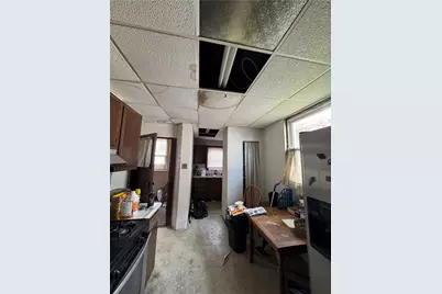 417 Fisher St, Pittsburgh, PA 15210 - Photo 12