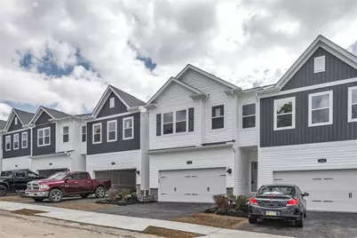 126 Scotland Ln, Harmony Boro, PA 16037 - Photo 2