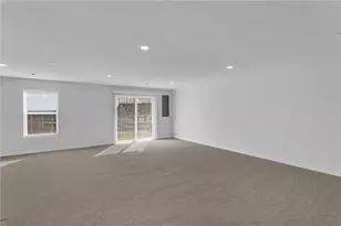 126 Scotland Ln, Harmony Boro, PA 16037 - Photo 30