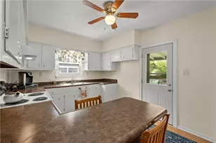 705 Walnut St, Moon/Crescent Twp, PA 15046 - Photo 16
