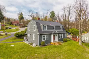 705 Walnut St, Moon/Crescent Twp, PA 15046 - Photo 2