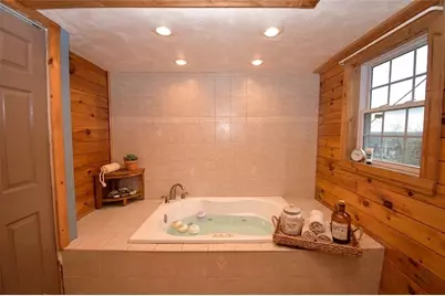 4310 Glencairn Street, West Mifflin, PA 15122 - Photo 12