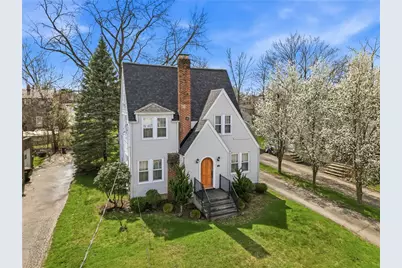 1034 Myrtle Pl, Sharon, PA 16146 - Photo 2