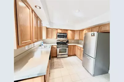 211 Lesnett Rd, Pittsburgh, PA 15241 - Photo 32