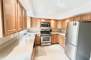 211 Lesnett Rd, Pittsburgh, PA 15241 - Photo 32