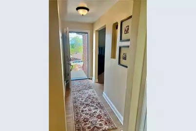 211 Lesnett Rd, Pittsburgh, PA 15241 - Photo 16