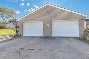 213 Main St, Dunbar Township, PA 15430 - Photo 6