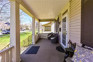 136 Violet St, Westmont Hilltop School District, PA 15905 - Photo 4