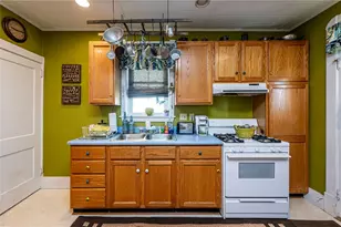 136 Violet St, Westmont Hilltop School District, PA 15905 - Photo 18