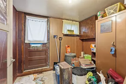 323 Hillside Ave, Ellwood City, PA 16117 - Photo 18