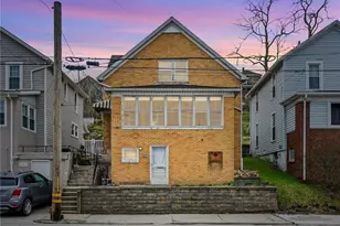 323 Hillside Ave, Ellwood City, PA 16117 - Photo 1