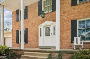 4071 Clarkland Ave, Hampton, PA 15101 - Photo 2