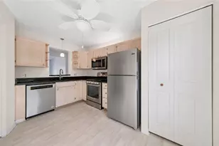 127 Parliament Pl, Pittsburgh, PA 15236 - Photo 2