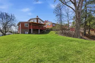 300 Dunbar Dr, Wilkins Township, PA 15235 - Photo 30