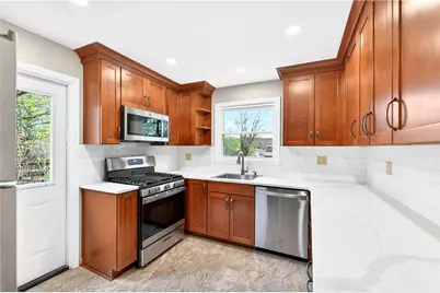 714 Park Ave, Ellwood City, PA 16117 - Photo 18