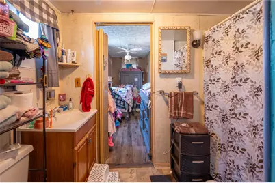 214 N 5th St, Youngwood, PA 15697 - Photo 8