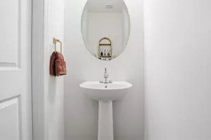 239 Truth Cir, Jackson Township, PA 16037 - Photo 8