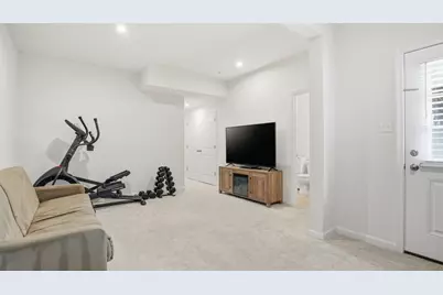 239 Truth Cir, Jackson Township, PA 16037 - Photo 24