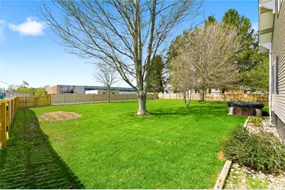 656 Browns Ferry Rd, Carmichaels-Cumberland, PA 15320 - Photo 10