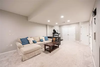 2045 Stone Bridge Ct, Manor, PA 15636 - Photo 32