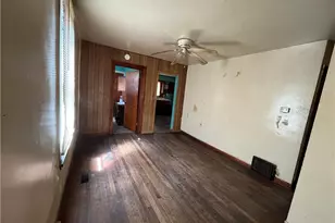 439 Malleable St, Sharon, PA 16146 - Photo 10