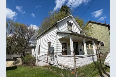 439 Malleable St, Sharon, PA 16146 - Photo 1