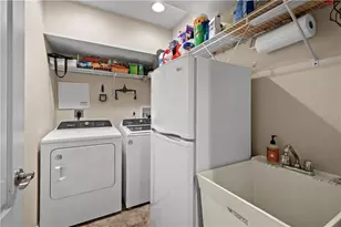 3012 Laura Ln, Cecil, PA 15055 - Photo 20