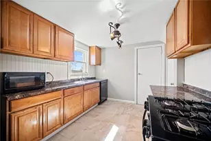 4030 Lebanon Church Rd, West Mifflin, PA 15122 - Photo 14