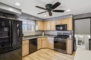 295 Ben Til Dr, Pittsburgh, PA 15236 - Photo 14