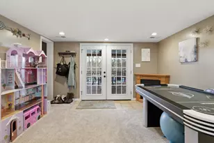 295 Ben Til Dr, Pittsburgh, PA 15236 - Photo 20