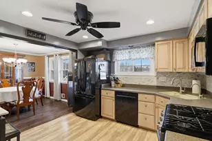 295 Ben Til Dr, Pittsburgh, PA 15236 - Photo 12