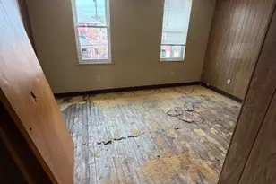 2020 Wayne St, Pittsburgh, PA 15218 - Photo 6