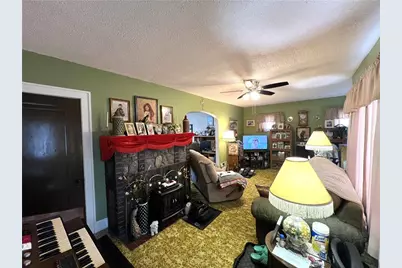 328 Vernon Ct, Sharon, PA 16146 - Photo 4