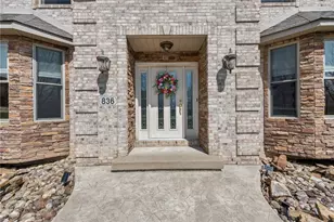 836 Forest Oaks Trail, North Huntingdon, PA 15642 - Photo 2