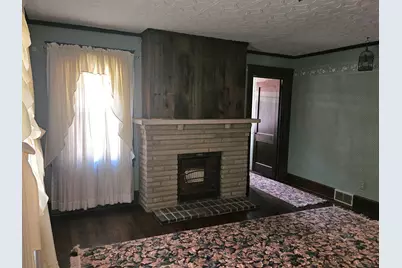 705 Laughlin Avenue, Aliquippa, PA 15001 - Photo 14