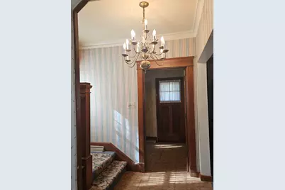 705 Laughlin Avenue, Aliquippa, PA 15001 - Photo 2