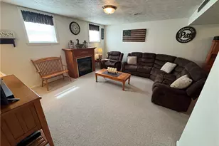 208 Pats Dr, Rostraver, PA 15012 - Photo 26