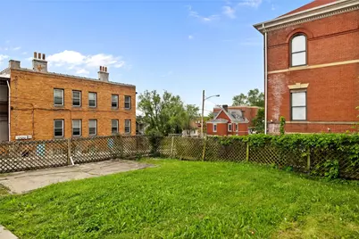 322 Hays Ave, Pittsburgh, PA 15210 - Photo 20