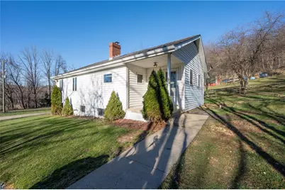 116 Mulling Ln, Mount Pleasant Township, PA 15650 - Photo 1